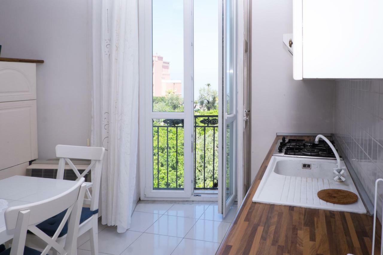 "White Mermaid" - Sorrento Downtown Sea View Apartment Buitenkant foto